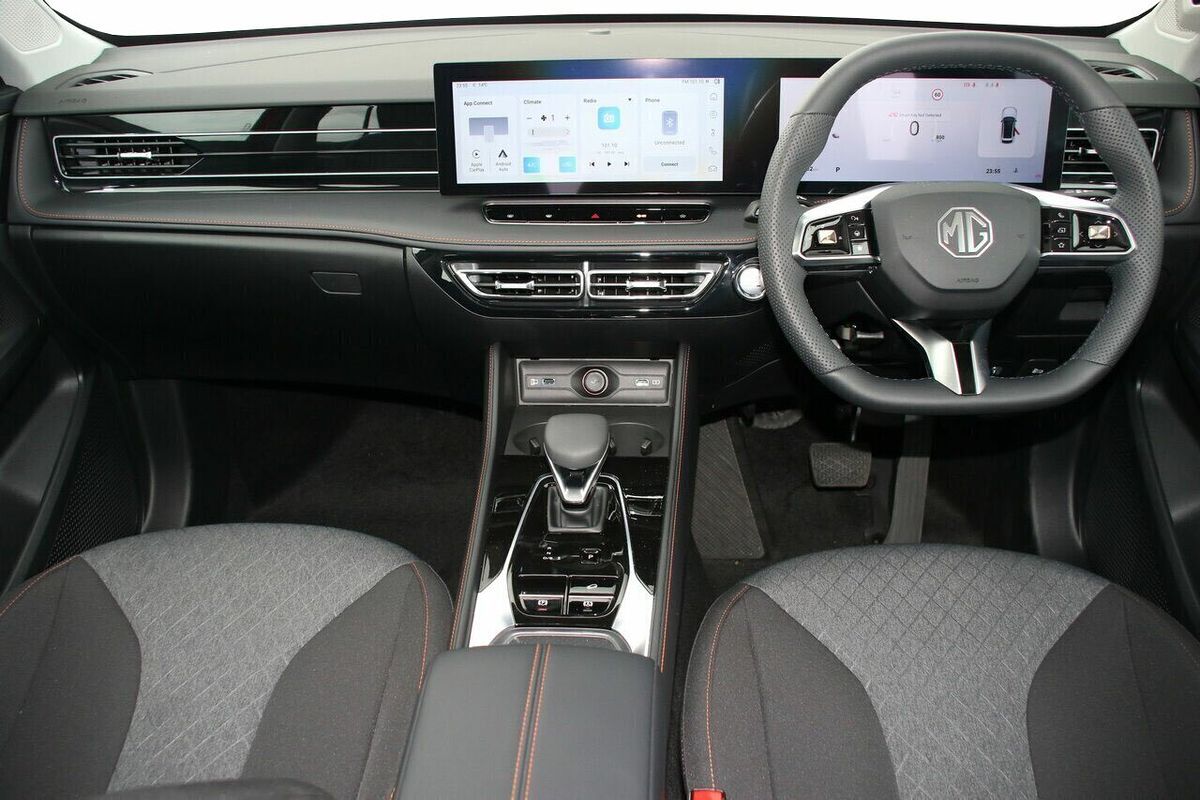 2024 MG HS Vibe AS33