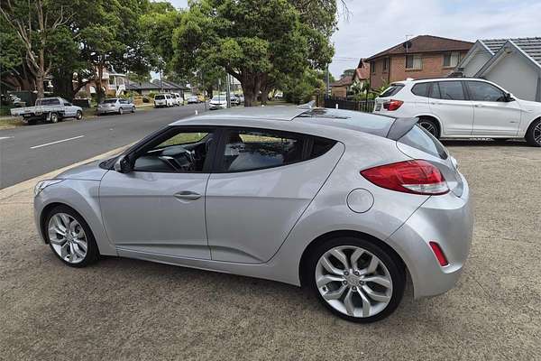 2012 Hyundai Veloster FS