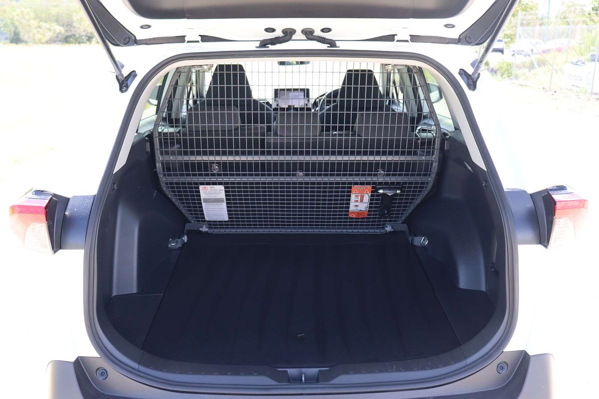 2020 Toyota RAV4 GX AXAH52R