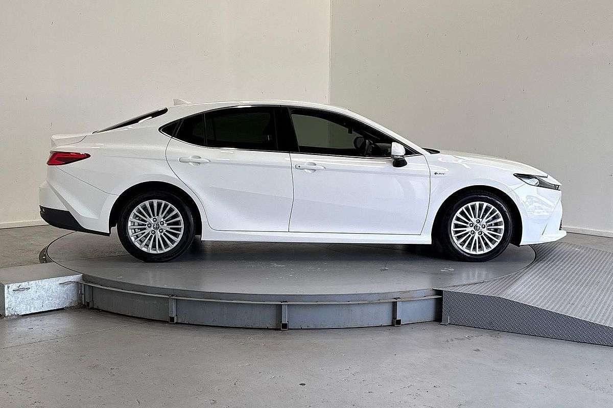 2025 Toyota Camry Ascent Sport AXVH80R