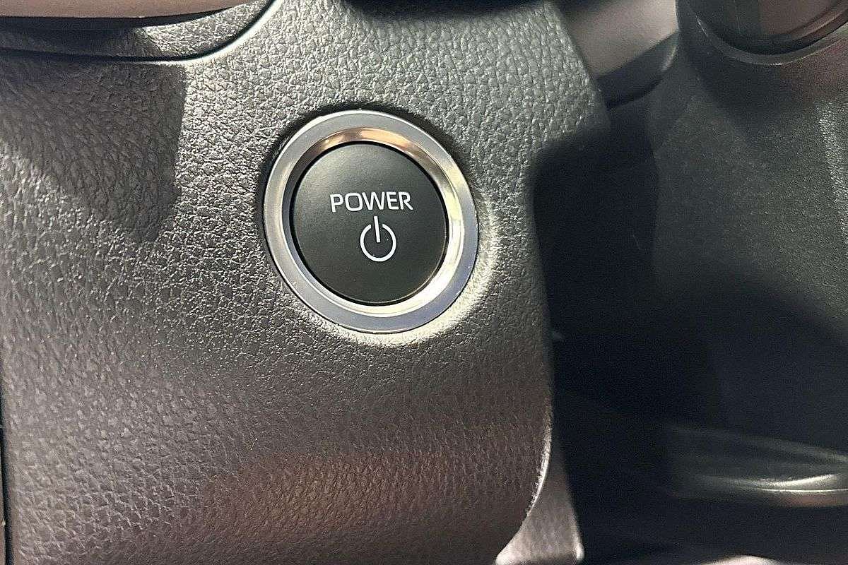 2025 Toyota Camry Ascent Sport AXVH80R