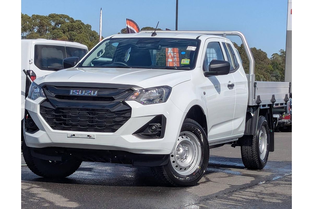2025 Isuzu D-MAX SX 4X4