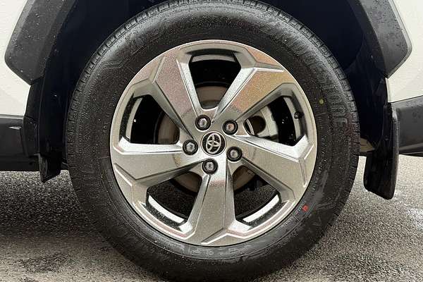 2021 Toyota RAV4 GXL AXAH52R