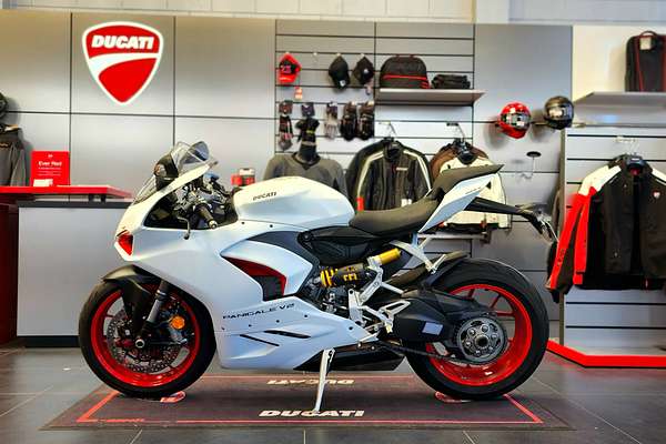 2022 Ducati PANIGALE V2