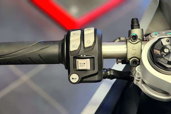 2022 Ducati PANIGALE V2