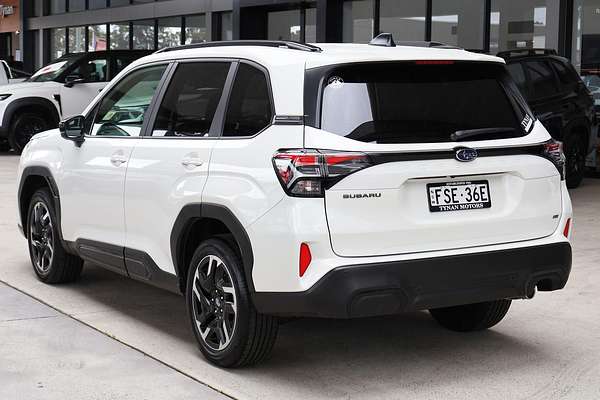 2025 Subaru Forester Touring S6