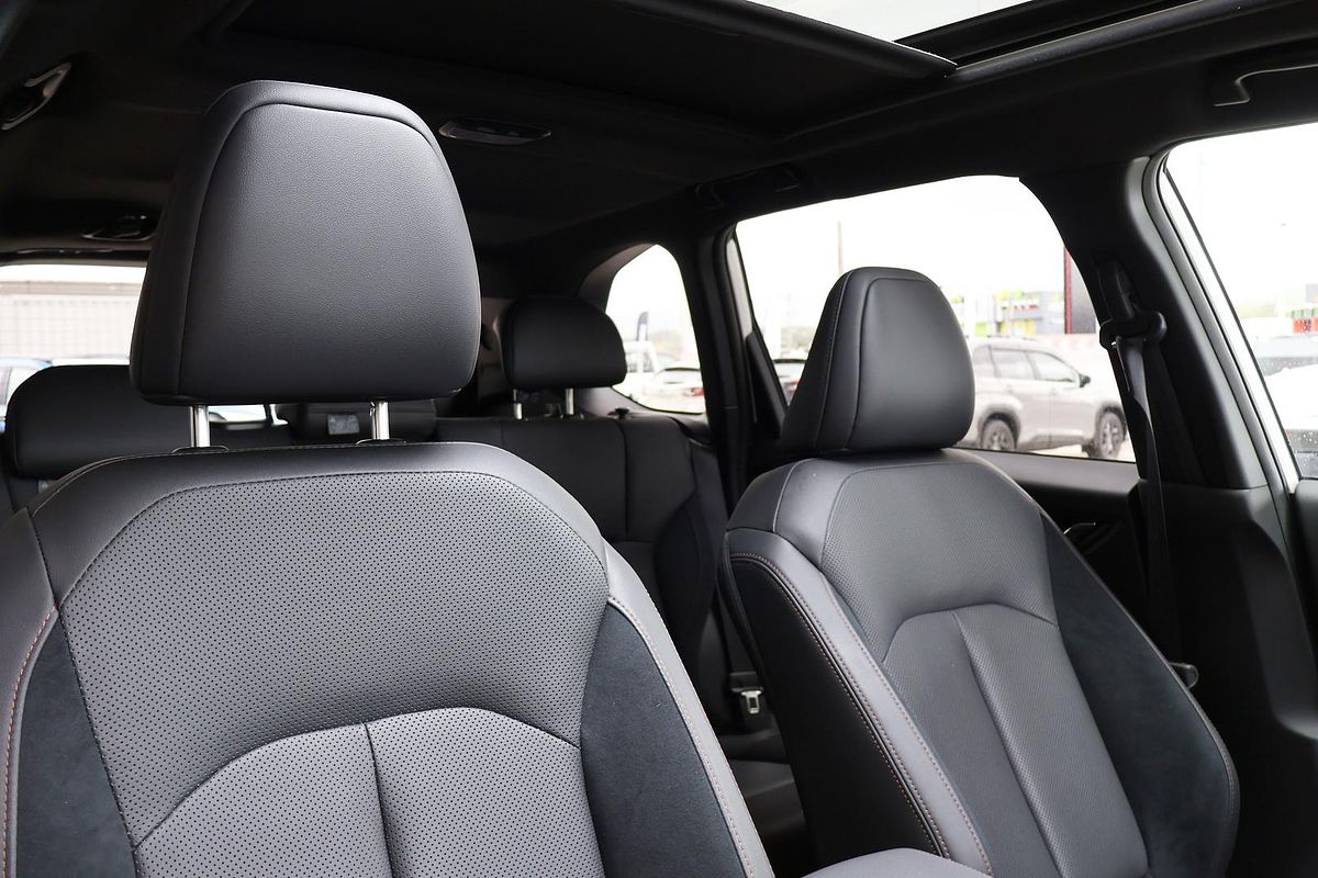 2025 Subaru Forester Touring S6