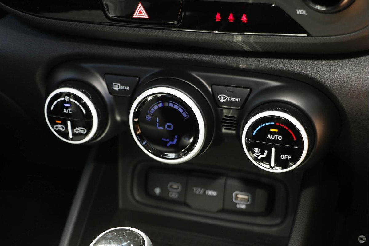 2025 Hyundai Venue Elite QX.V5