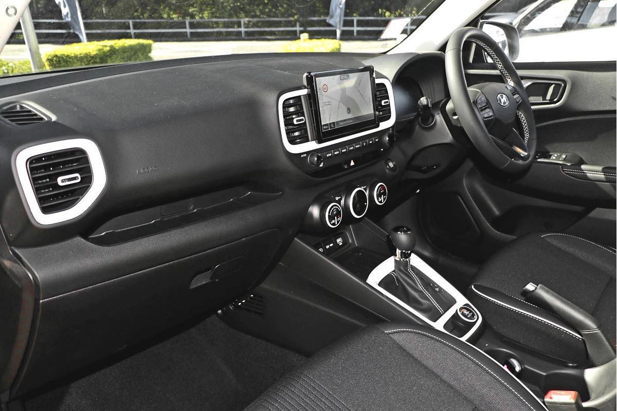 2025 Hyundai Venue Elite QX.V5