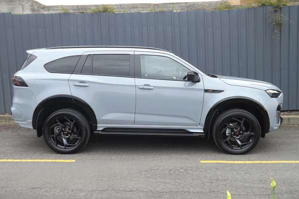 2025 Isuzu MU-X X-TERRAIN