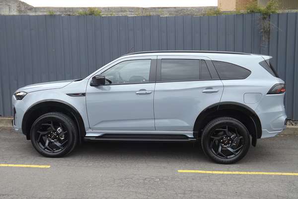 2025 Isuzu MU-X X-TERRAIN