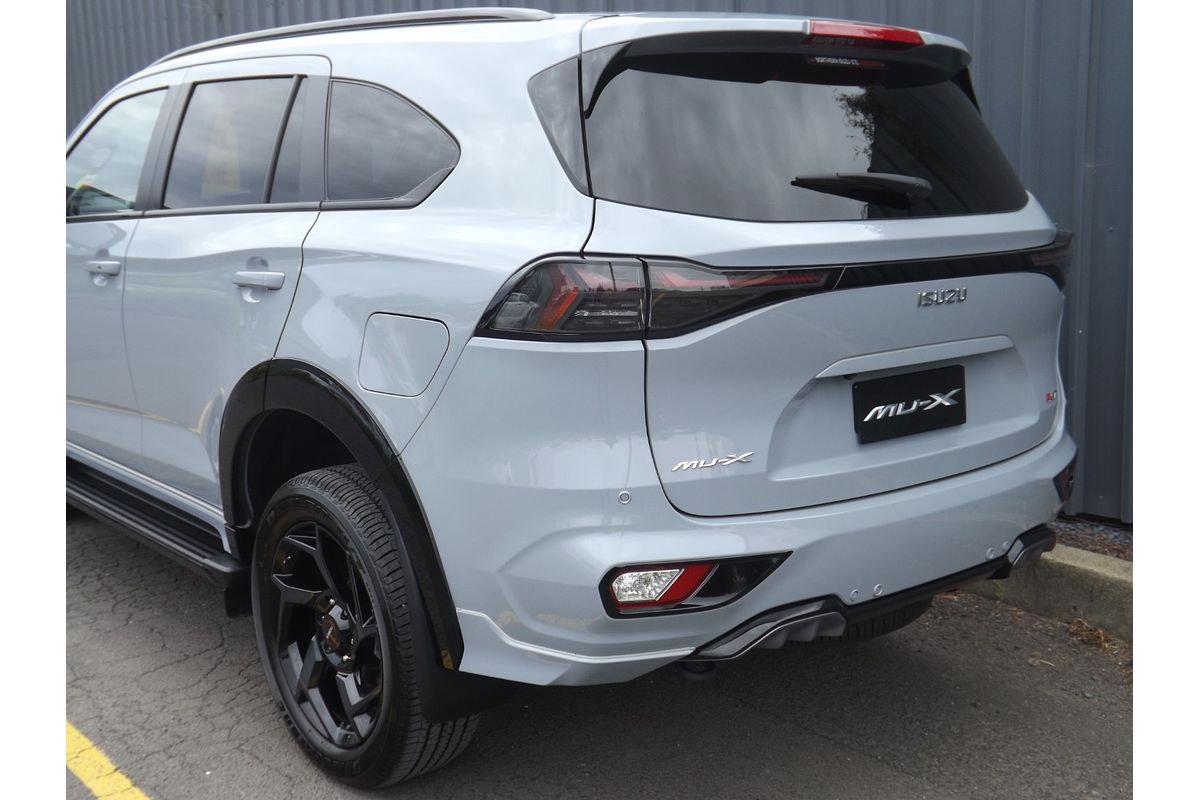 2025 Isuzu MU-X X-TERRAIN
