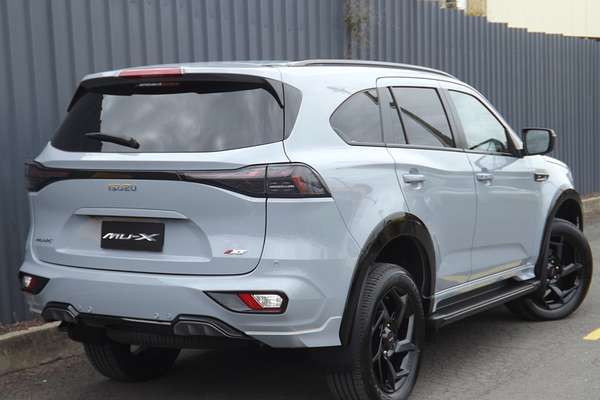 2025 Isuzu MU-X X-TERRAIN