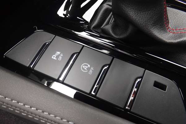 2025 Isuzu MU-X X-TERRAIN