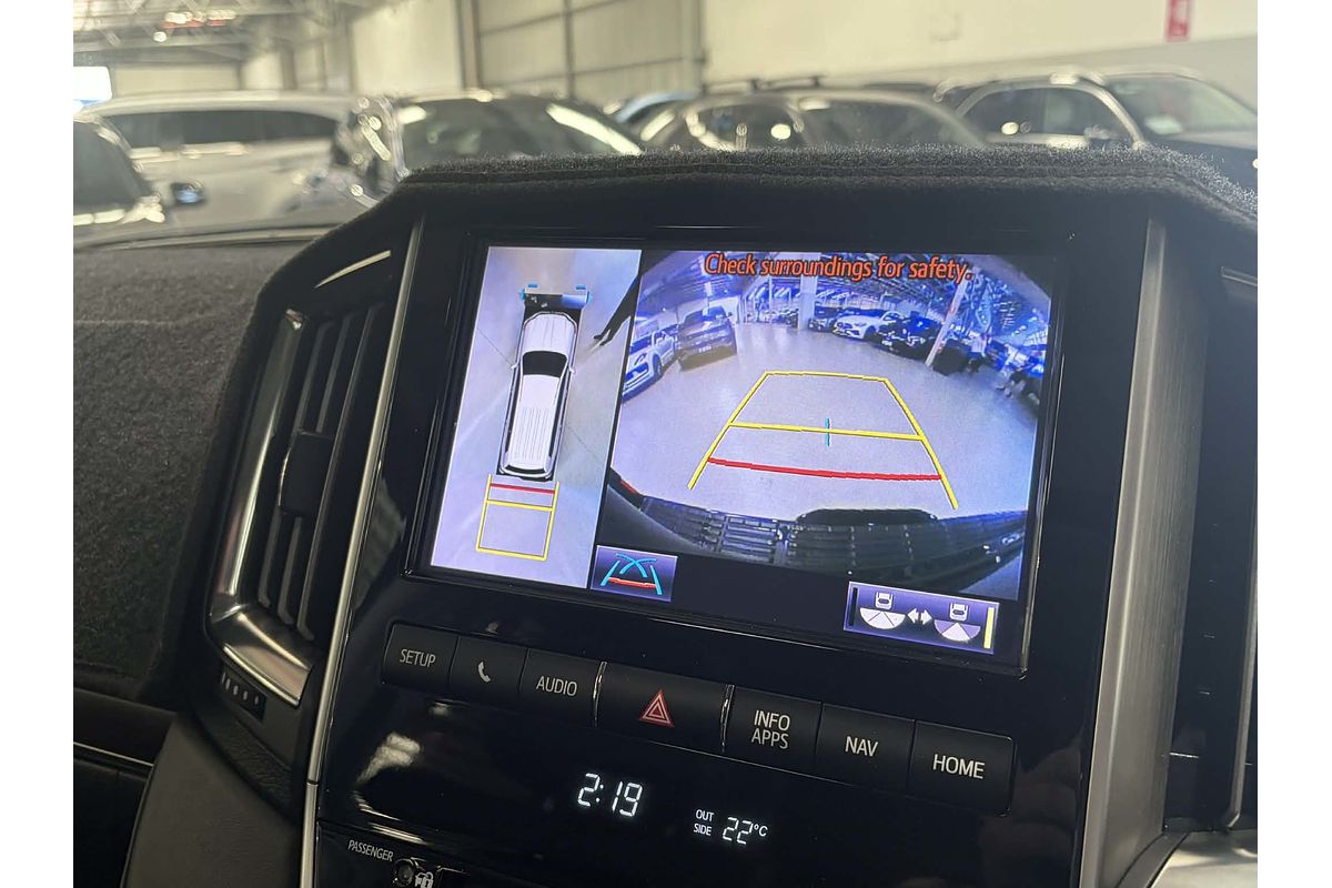 2021 Toyota Landcruiser Sahara VDJ200R