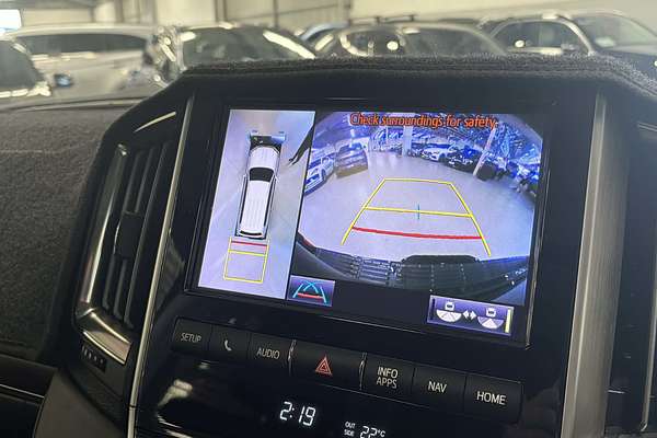 2021 Toyota Landcruiser Sahara VDJ200R