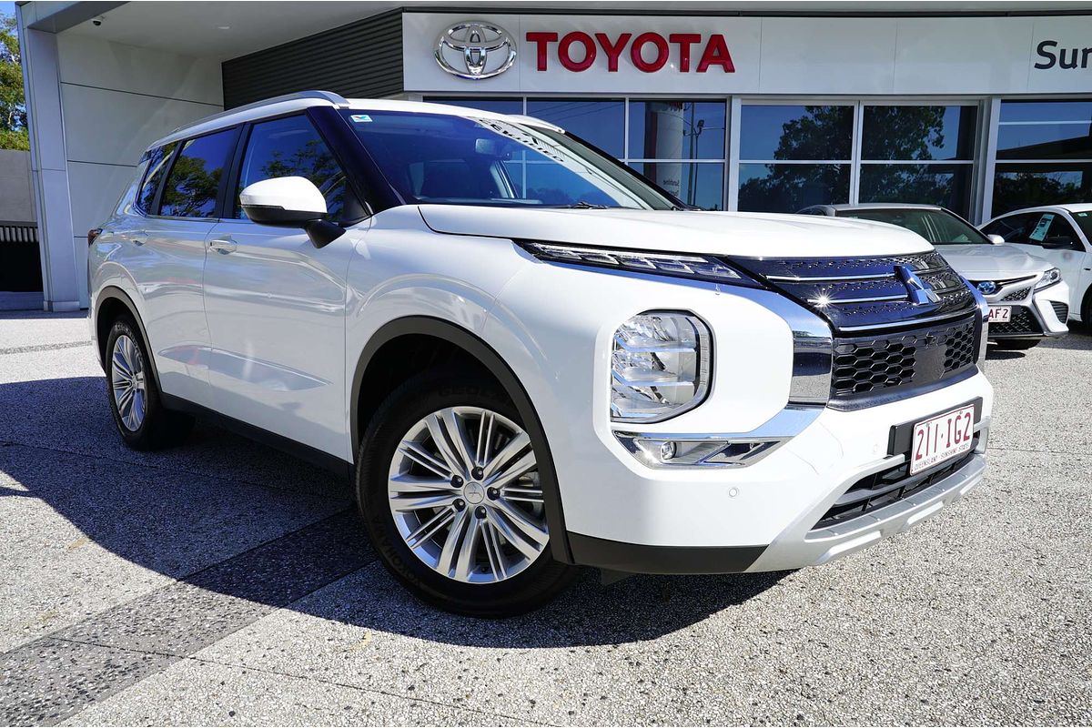 2023 Mitsubishi Outlander OUTLANDER LS 7 SEAT (2WD) ZM2L46