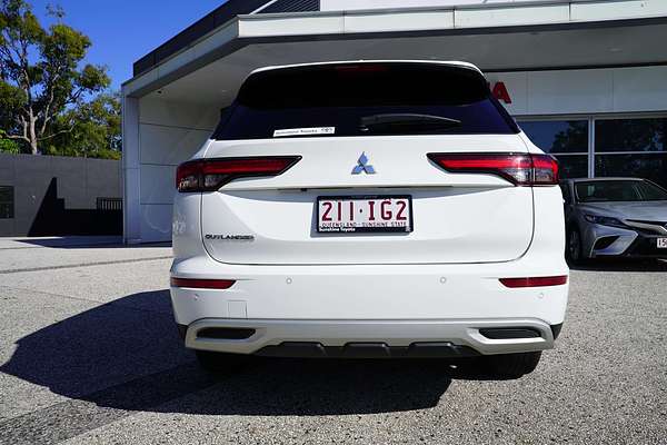 2023 Mitsubishi Outlander OUTLANDER LS 7 SEAT (2WD) ZM2L46