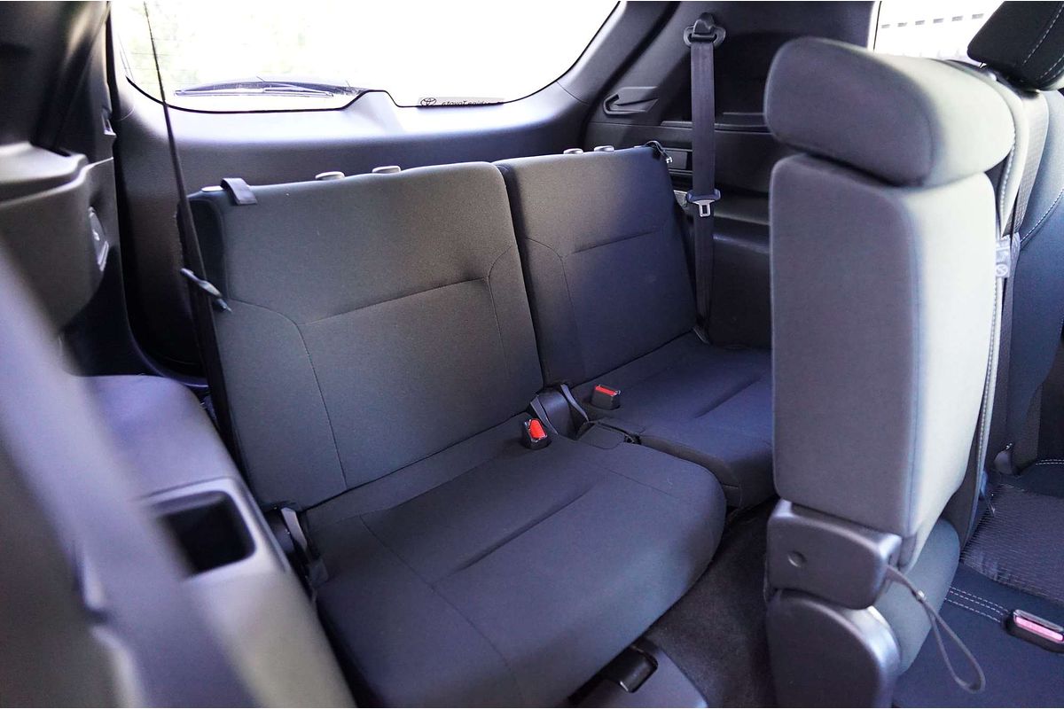 2023 Mitsubishi Outlander OUTLANDER LS 7 SEAT (2WD) ZM2L46