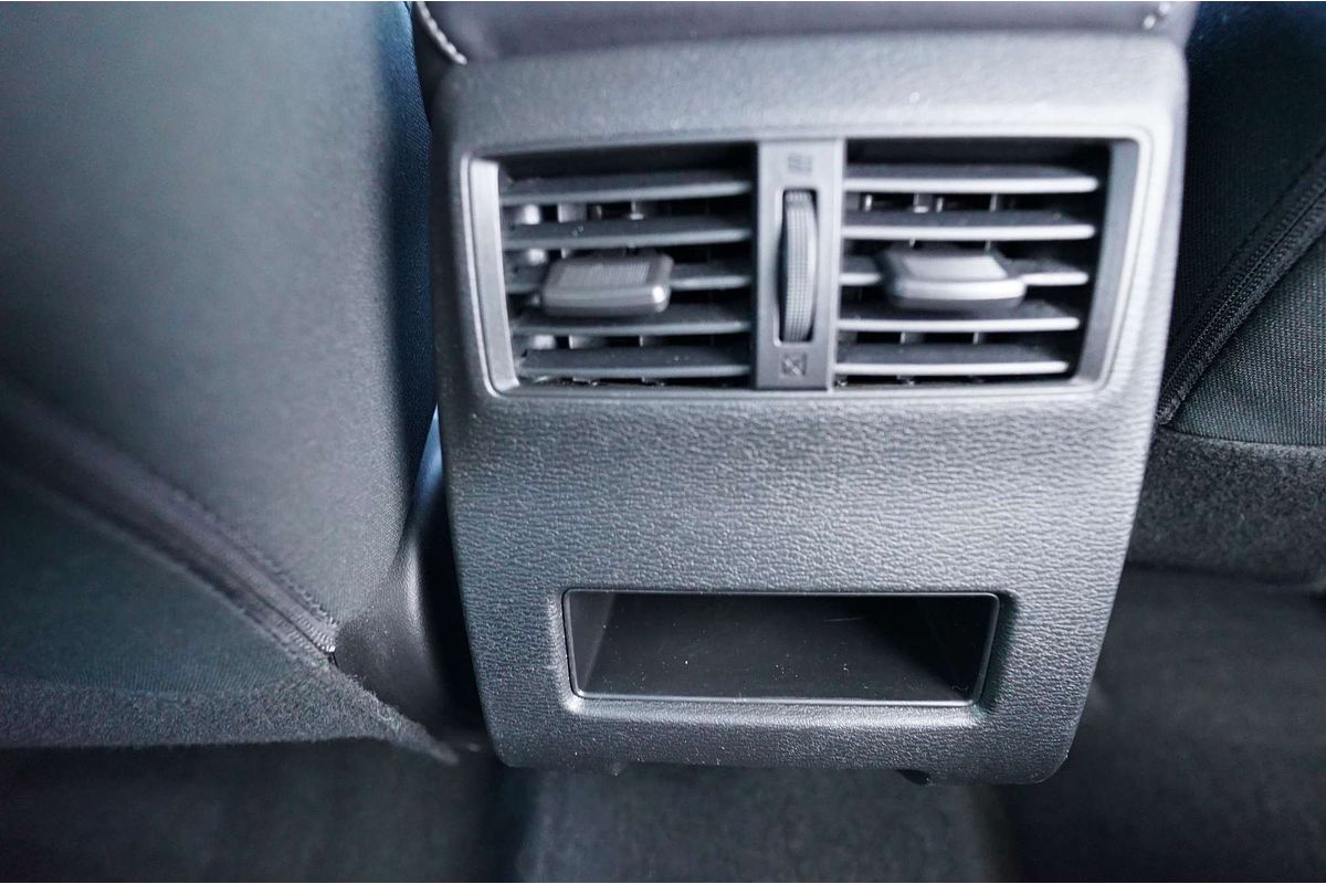 2023 Mitsubishi Outlander OUTLANDER LS 7 SEAT (2WD) ZM2L46