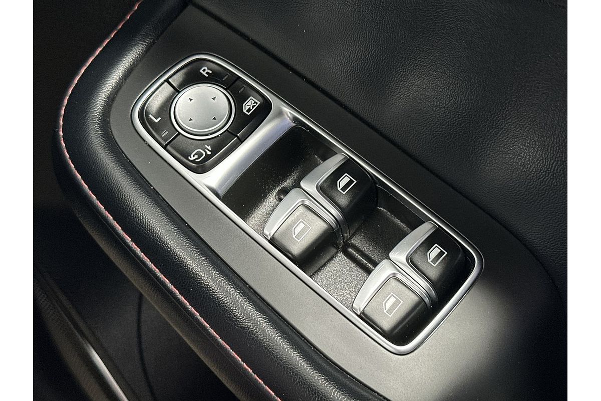 2022 MG HS Vibe SAS23