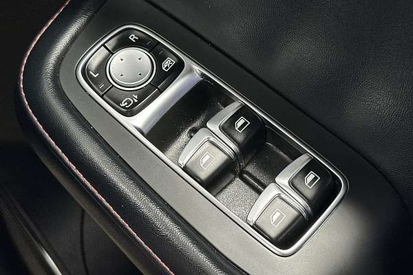 2022 MG HS Vibe SAS23