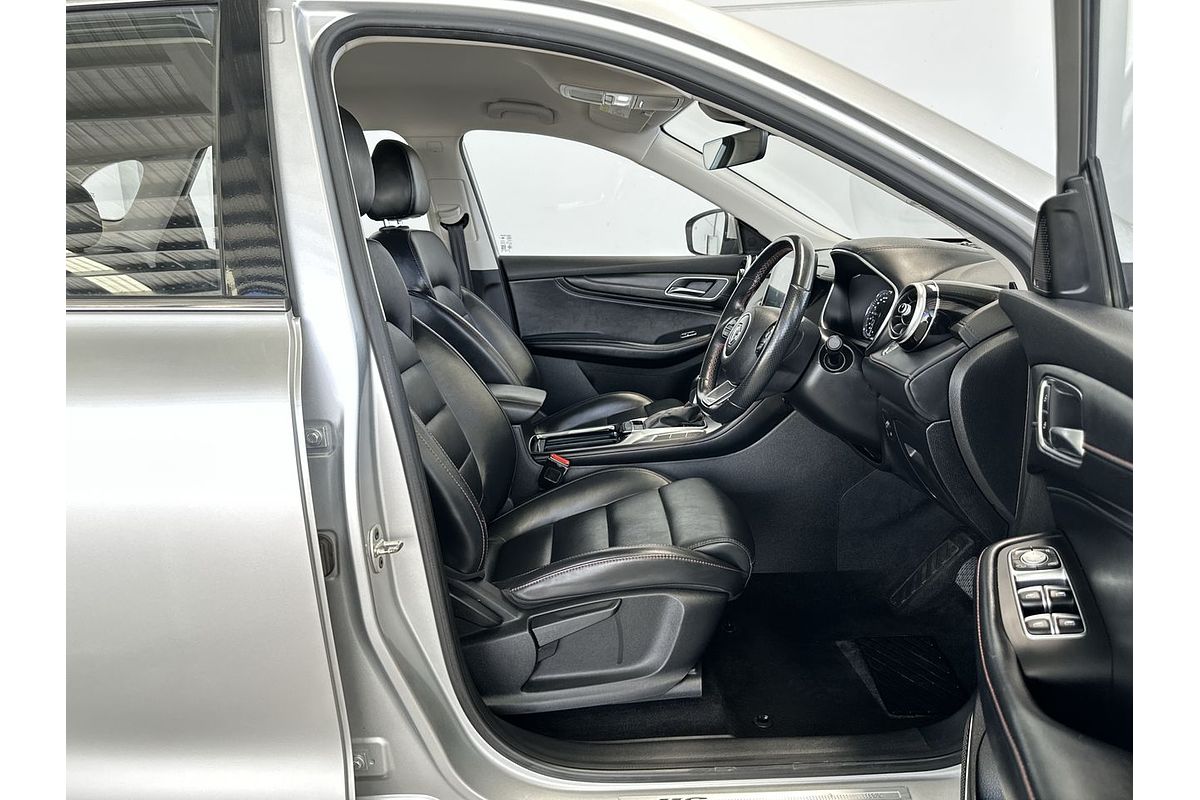 2022 MG HS Vibe SAS23