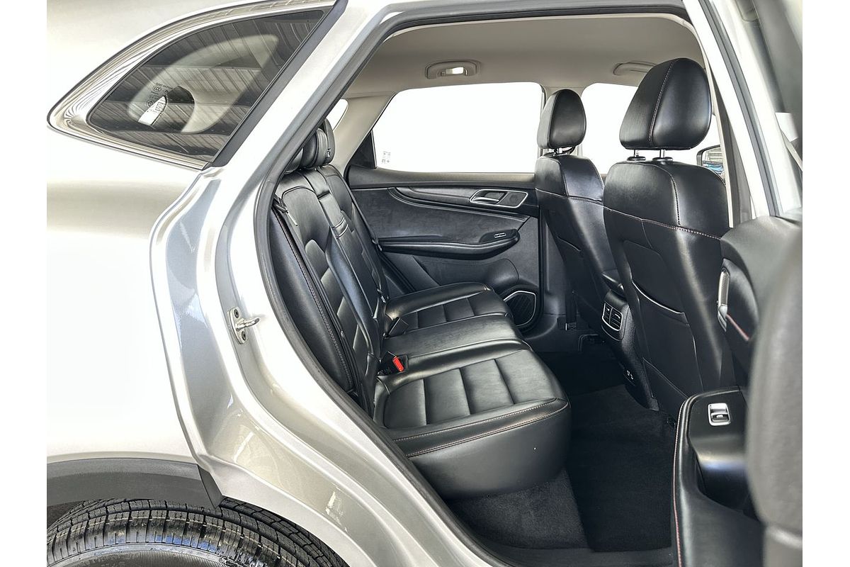 2022 MG HS Vibe SAS23