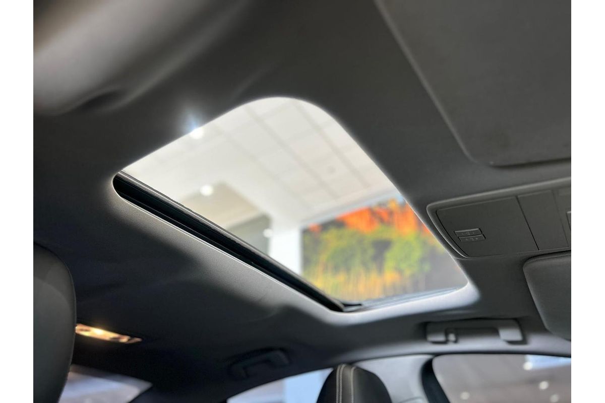 2013 Holden Calais V VF