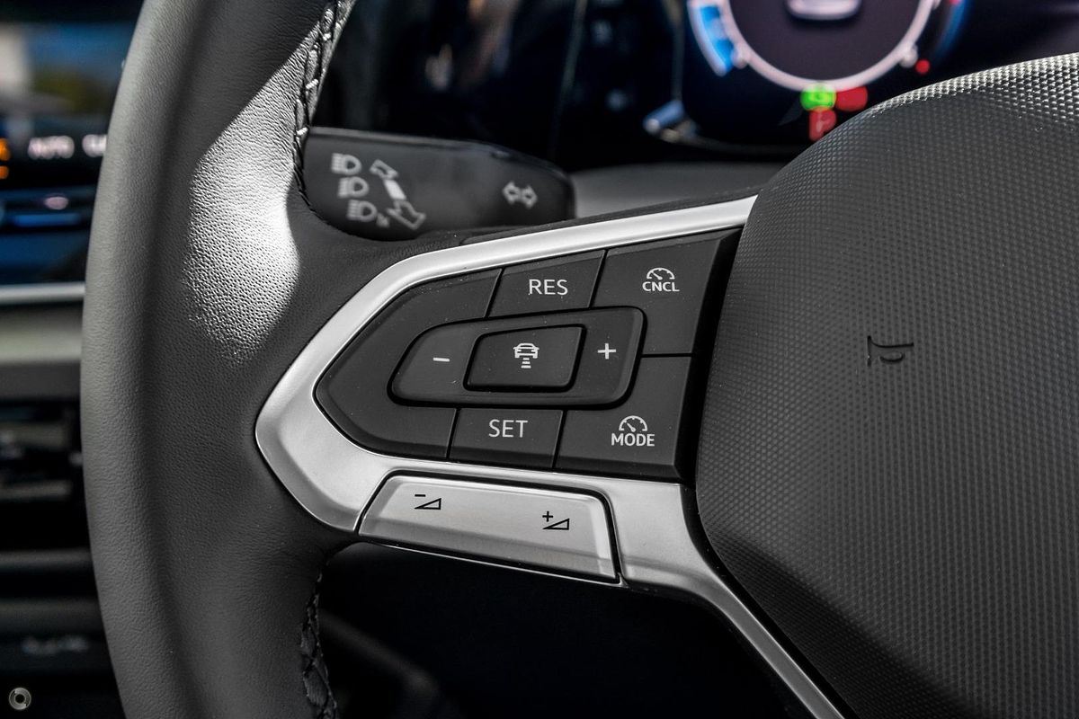 2025 Volkswagen Golf 110TSI Life 8.5