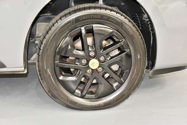 2018 Renault Trafic Formula Edition X82 LWB Low Roof