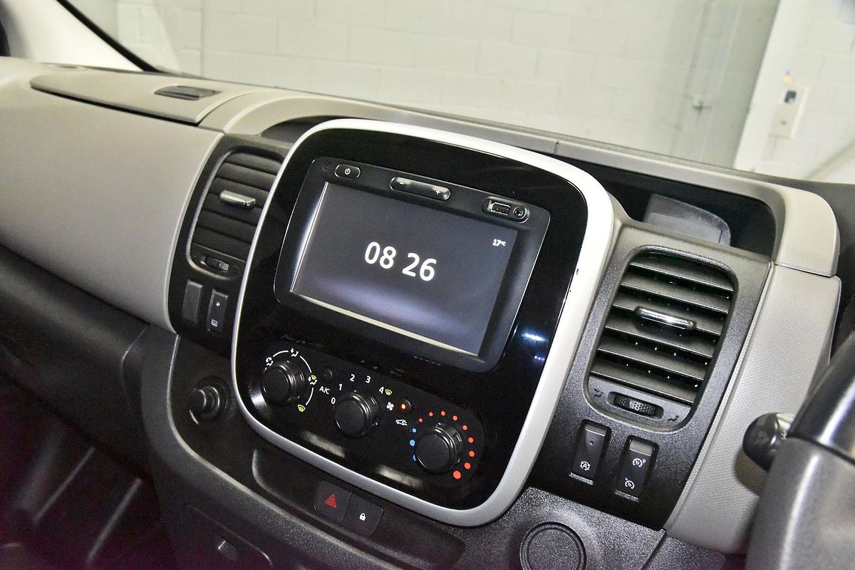 2018 Renault Trafic Formula Edition X82 LWB Low Roof