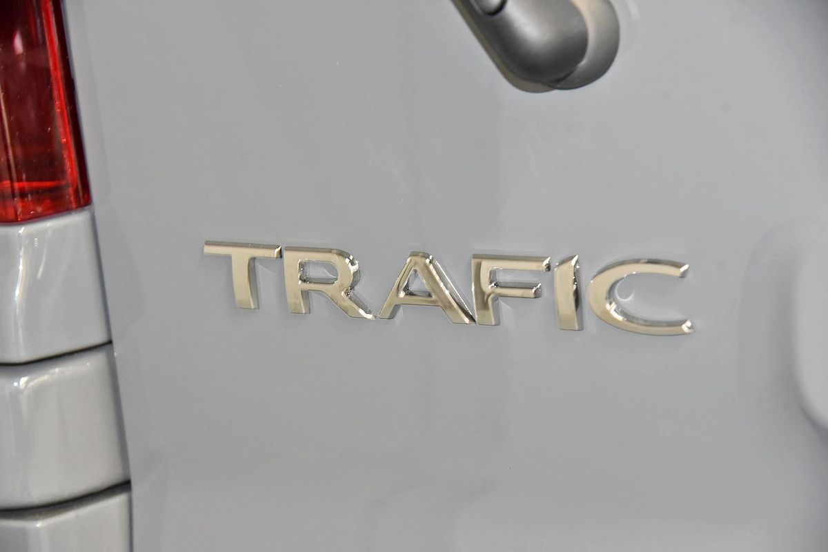 2018 Renault Trafic Formula Edition X82 LWB Low Roof