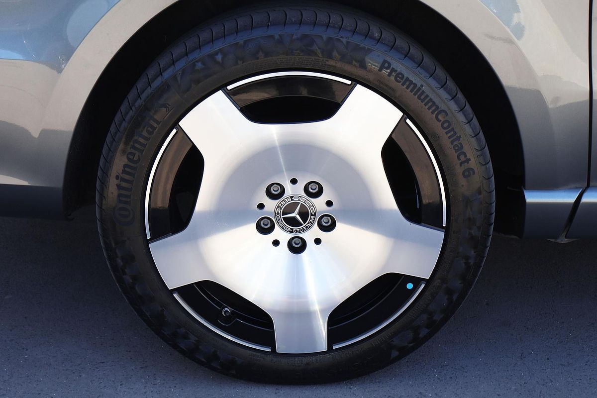 2022 Mercedes-Benz V-Class V300 d AMG Avantgarde 447 MWB