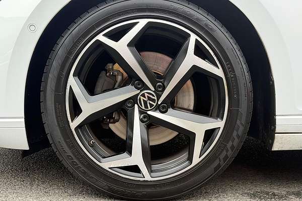 2022 Volkswagen Passat 140TSI Business B8