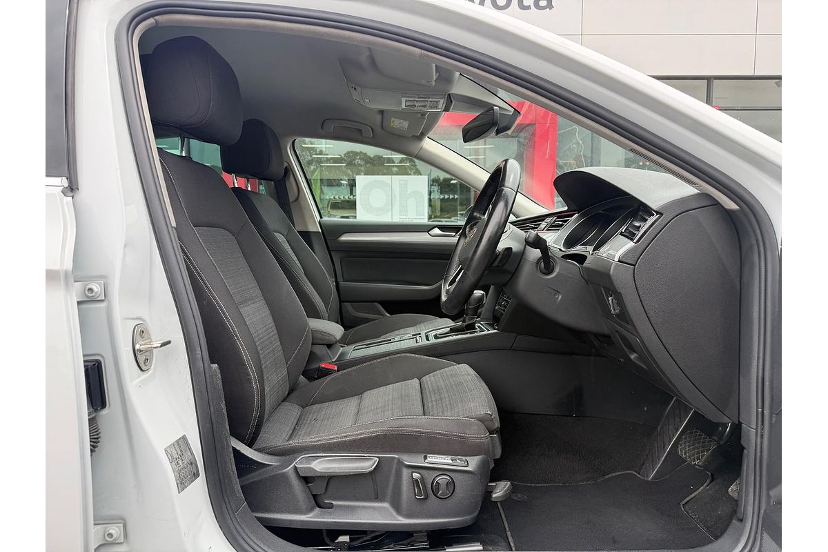 2022 Volkswagen Passat 140TSI Business B8