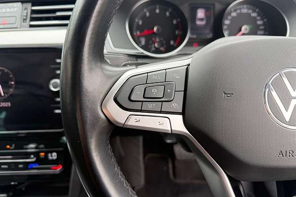 2022 Volkswagen Passat 140TSI Business B8