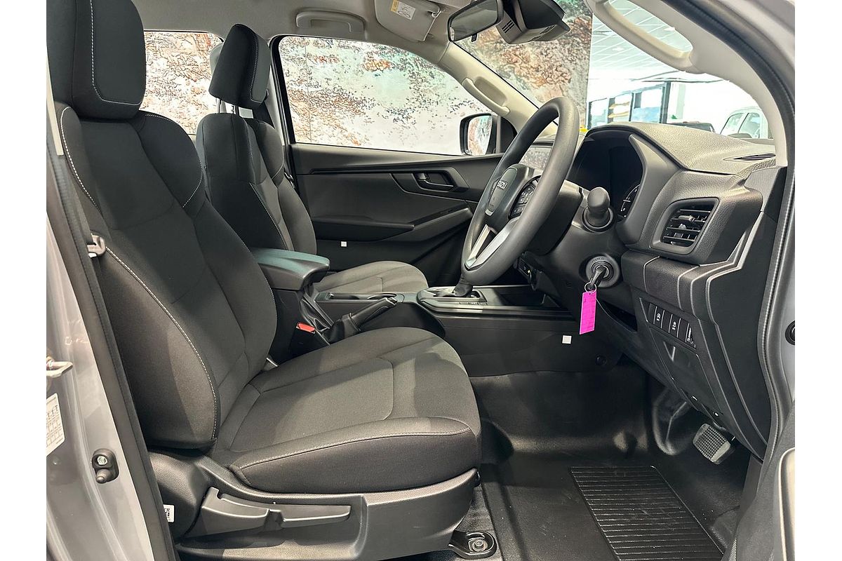 2025 Isuzu D-MAX SX 4X4