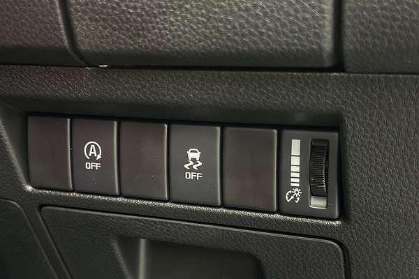 2025 Isuzu D-MAX SX 4X4