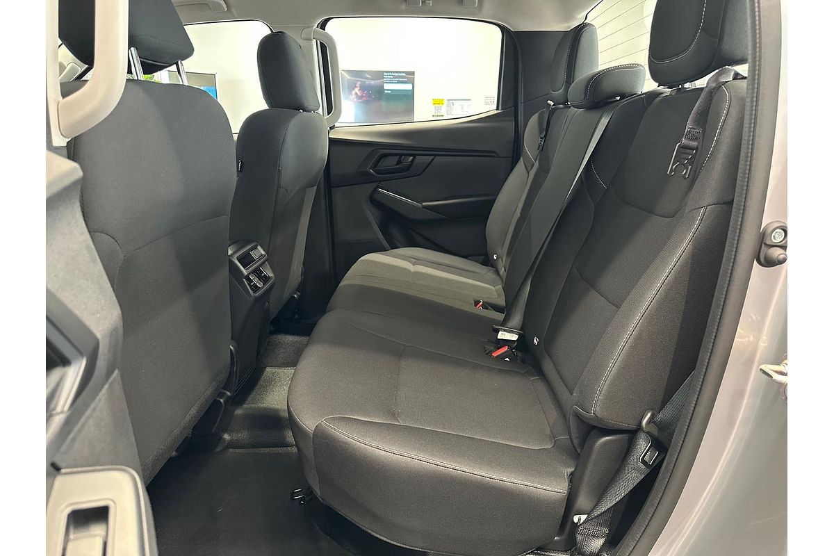 2025 Isuzu D-MAX SX 4X4