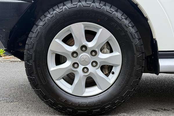 2019 Mitsubishi Pajero GLX NX