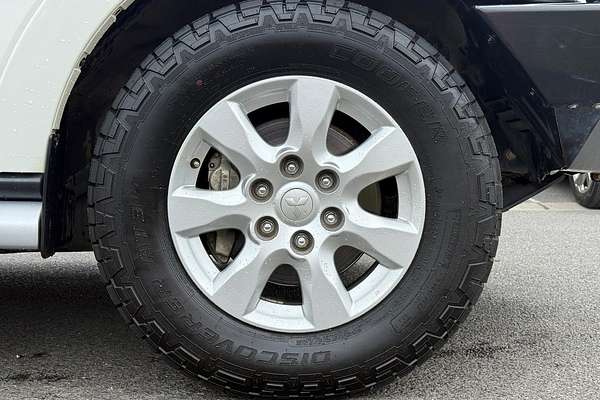 2019 Mitsubishi Pajero GLX NX