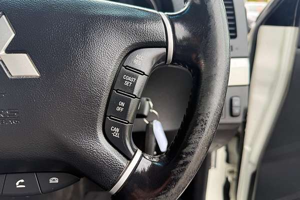 2019 Mitsubishi Pajero GLX NX