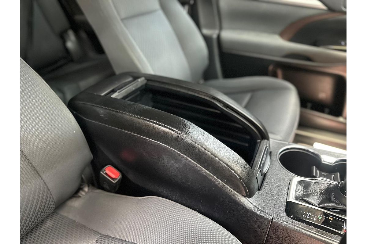 2015 Toyota Kluger GX GSU50R