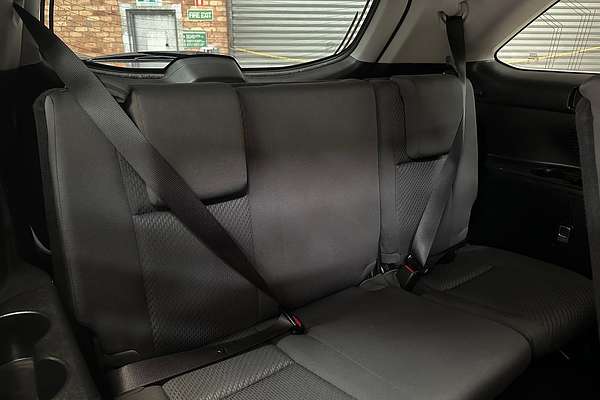 2015 Toyota Kluger GX GSU50R