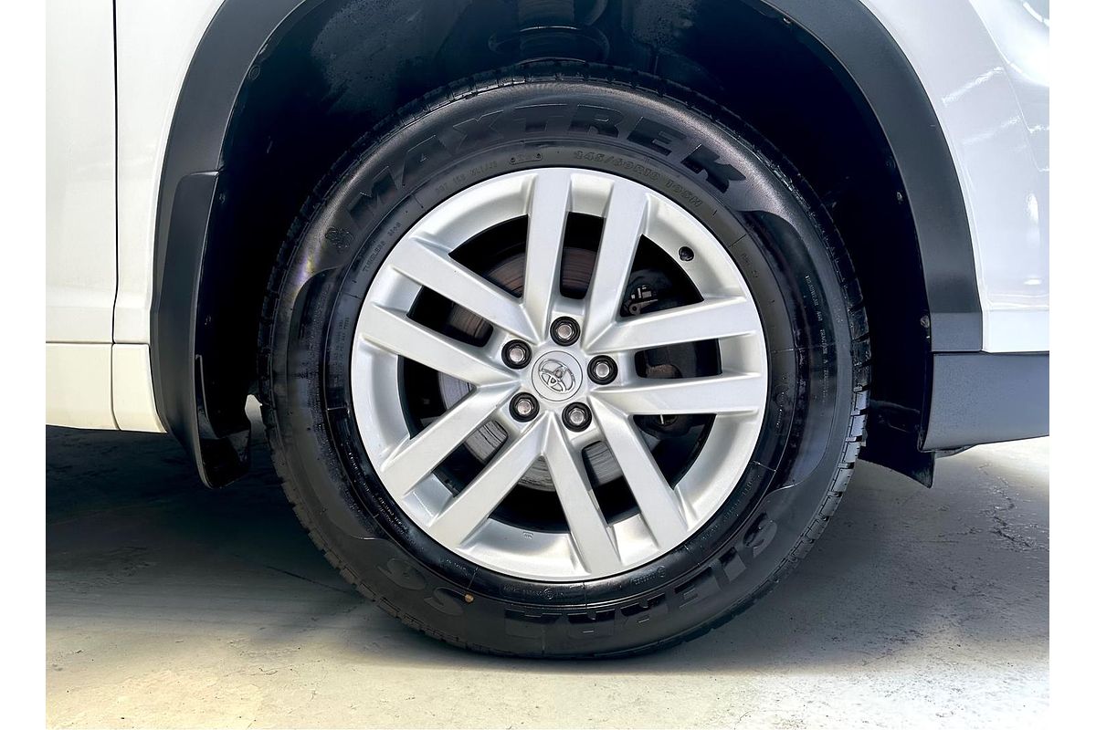 2015 Toyota Kluger GX GSU50R