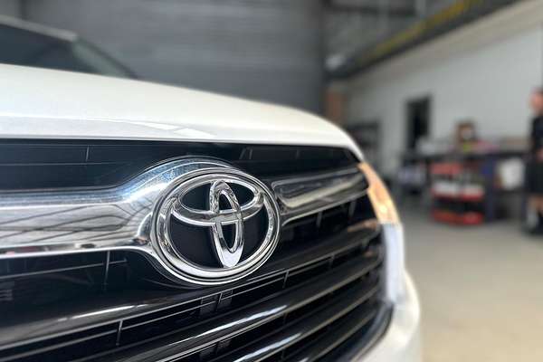 2015 Toyota Kluger GX GSU50R