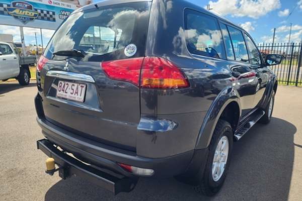 2011 Mitsubishi Challenger LS PB