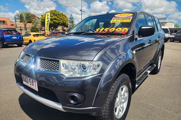 2011 Mitsubishi Challenger LS PB
