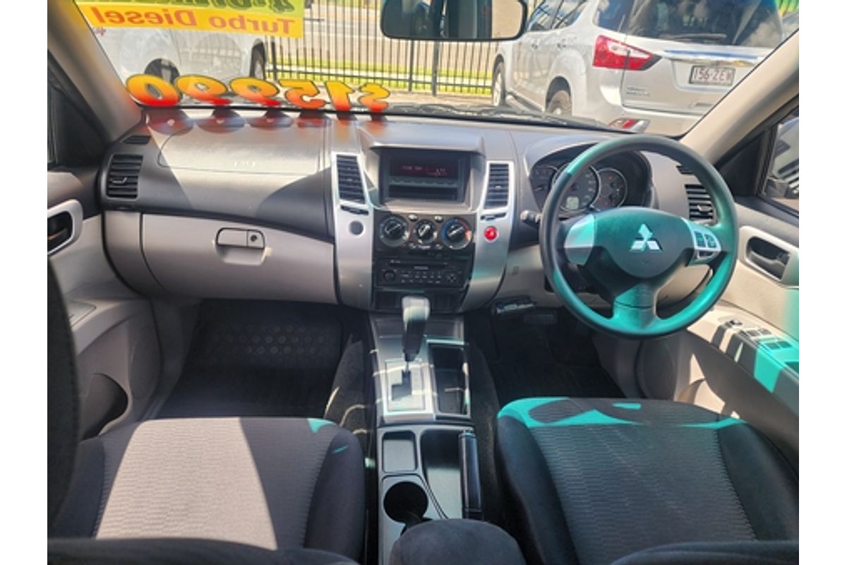 2011 Mitsubishi Challenger LS PB